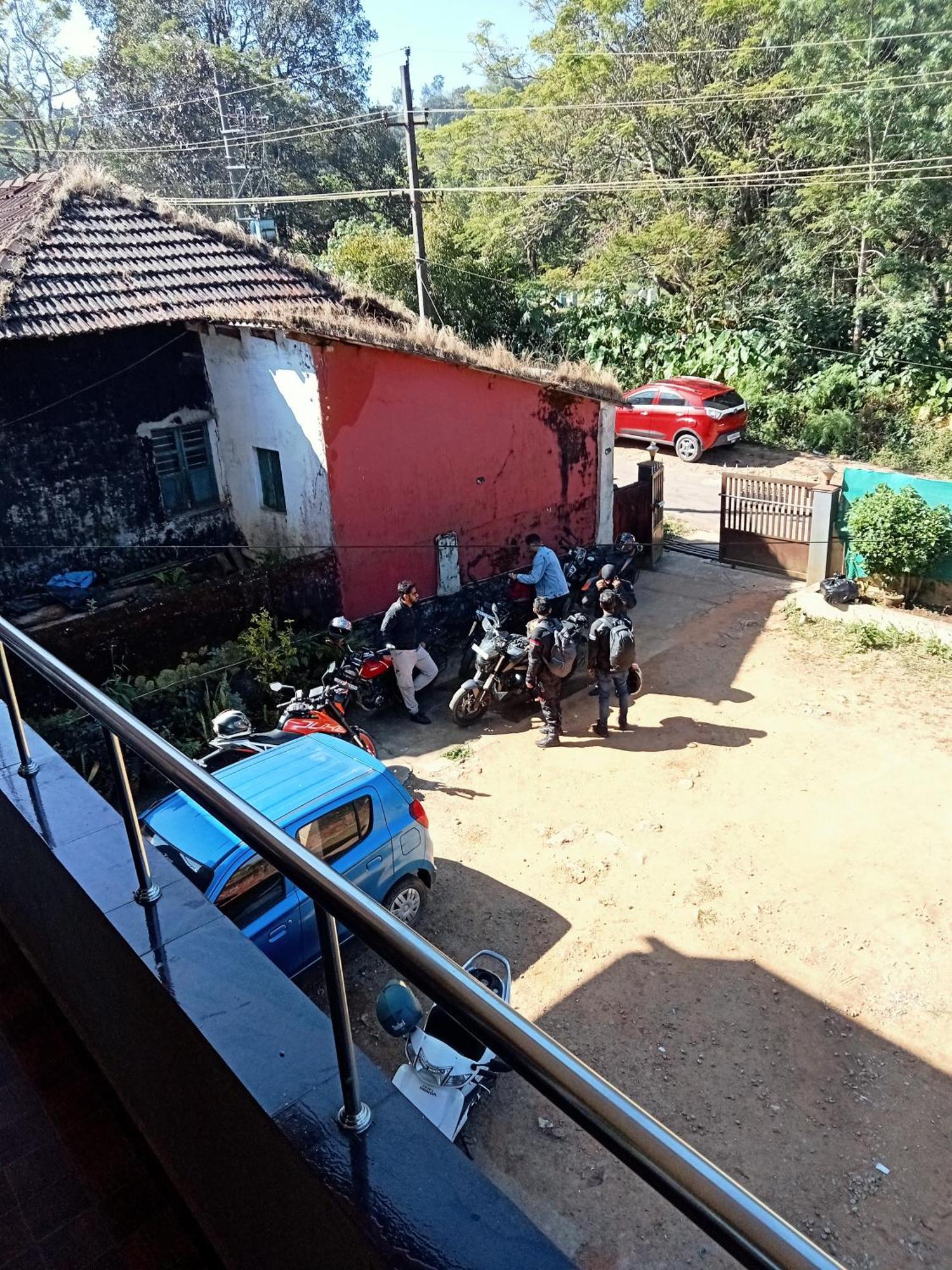 Eshwarkrupa Homestay Madikeri Esterno foto