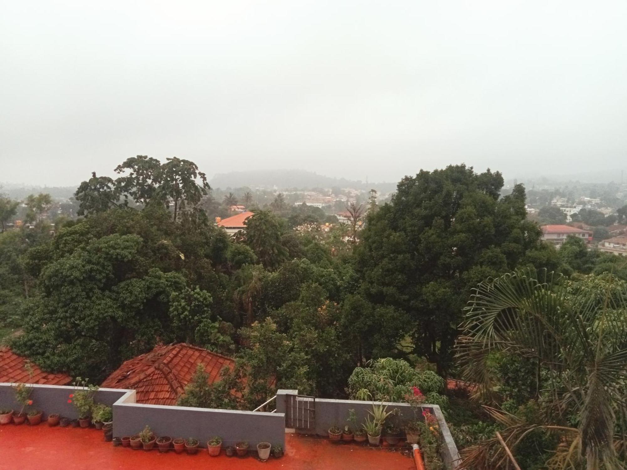 Eshwarkrupa Homestay Madikeri Esterno foto